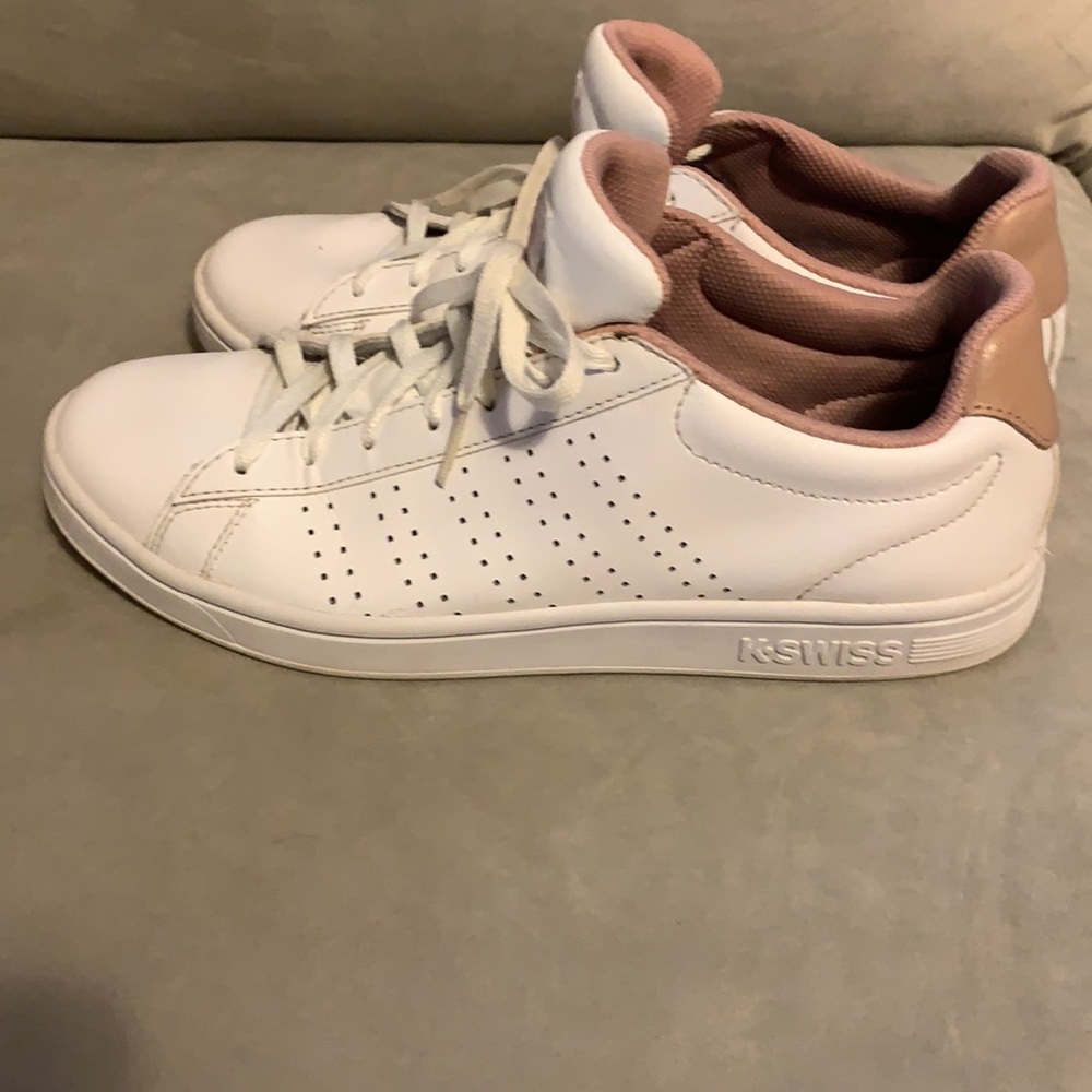 K-Swiss size 10 white with pink accent